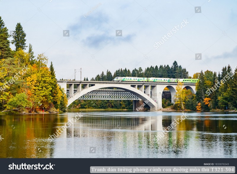 Tranh dán tường phong cảnh con đường mùa thu T321-304